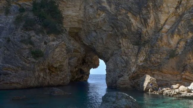 Delik Deniz Kral Koyu, Antalya