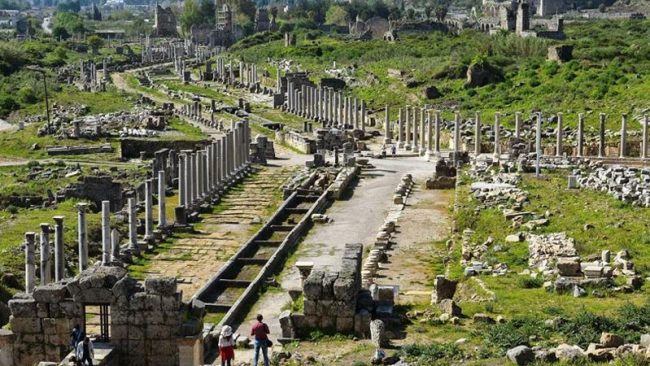 perge antik kenti antalya